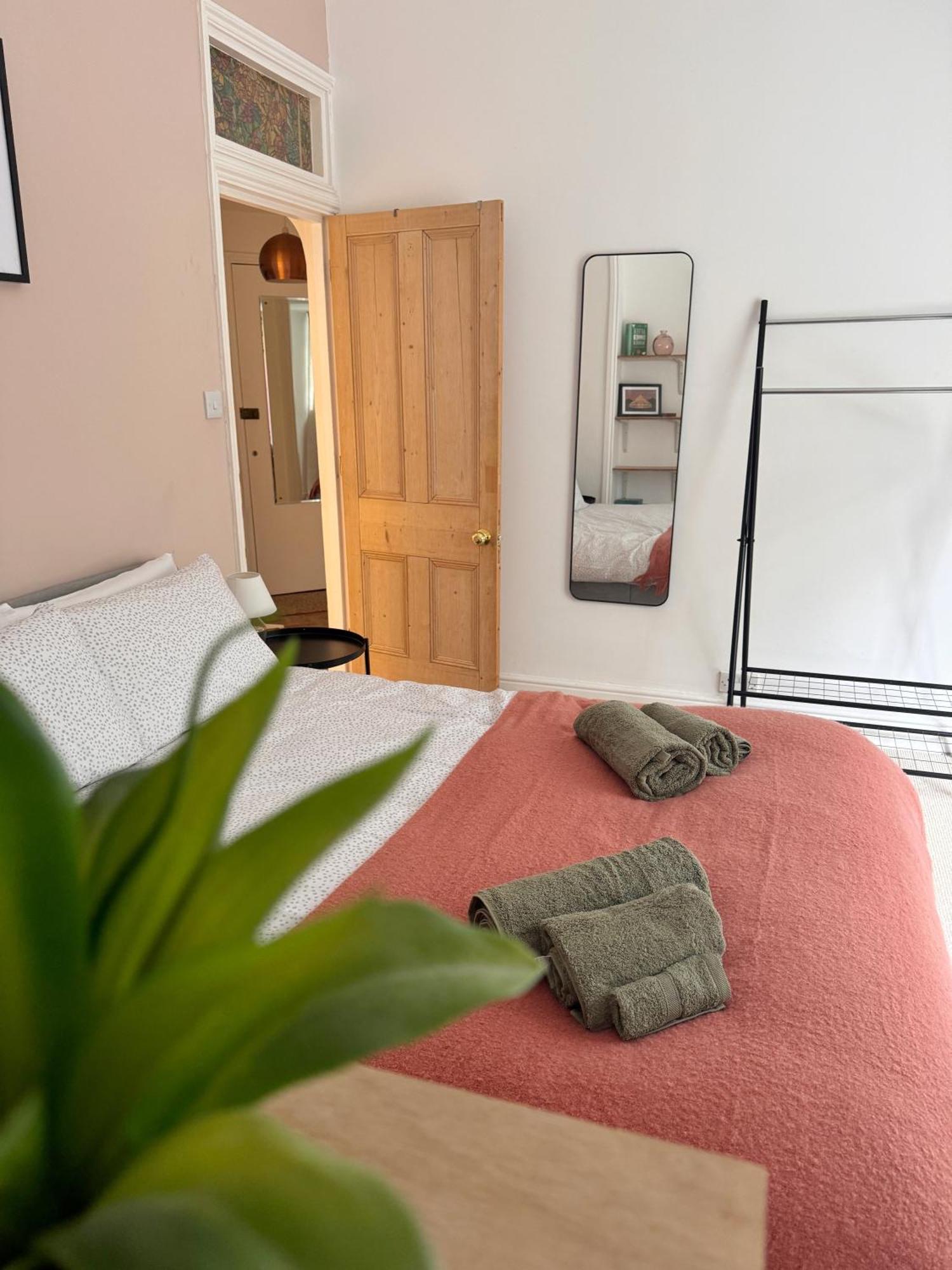 Quaint Apartment In Central Brighton - Sleeps 2 To 6 外观 照片